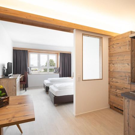 Snooze Apartments Holzkirchen  Extérieur photo
